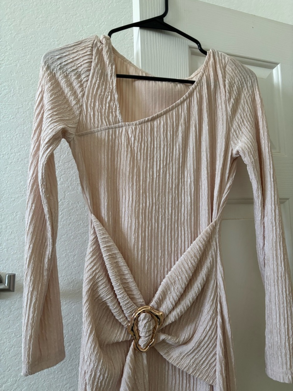 SHEIN Champagne Textured Twist-Front Long Sleeve Dress with Gold Detail